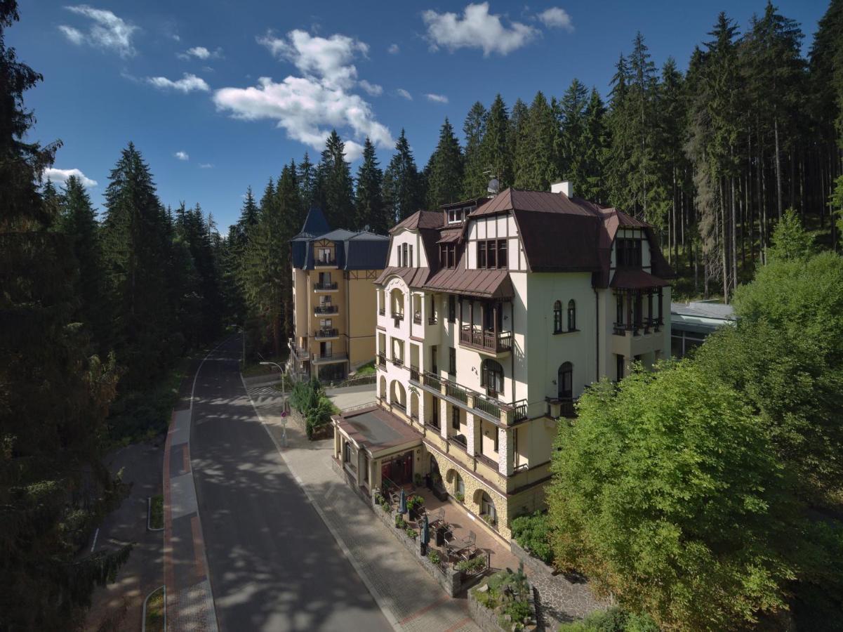 Spa Apartments St. Moritz Marianske Lazne Ngoại thất bức ảnh